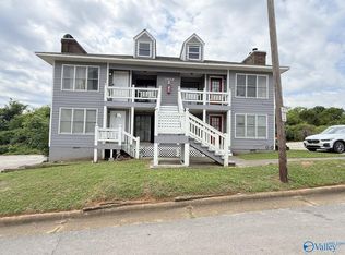 3929 Highridge Dr SW, Huntsville, AL 35802