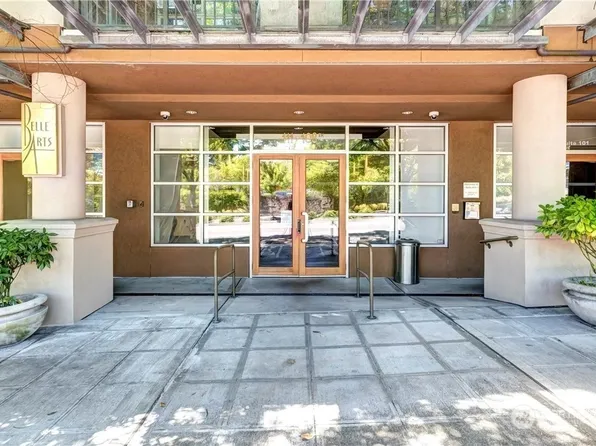 111 108th Avenue NE #A310, Bellevue, WA 98004