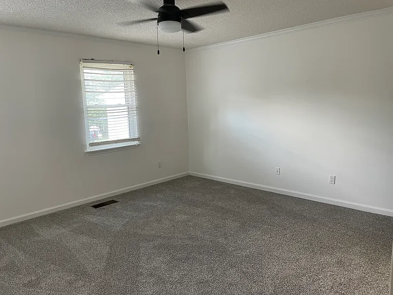 705 Cedar Crest Dr — Photo 11