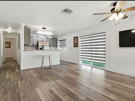 4th image of 10386 Boynton Place Cir