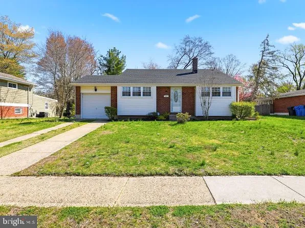 270 Lansing Dr, Mantua, NJ 08051