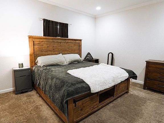 5th image of 150 Reba Dr
