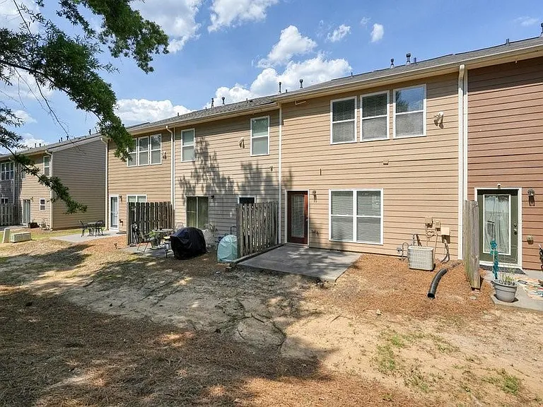 2045 Lakeshore Overlook Dr — Photo 39