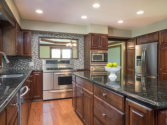 3rd image of 12140 Toll Gate Ct