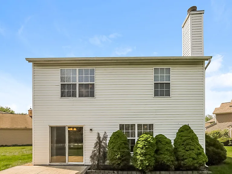 4768 Beach Club Dr — Photo 17