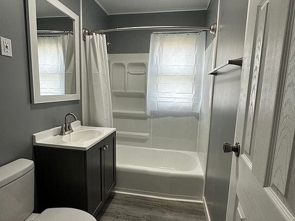 5th image of 2136 Avenue N
