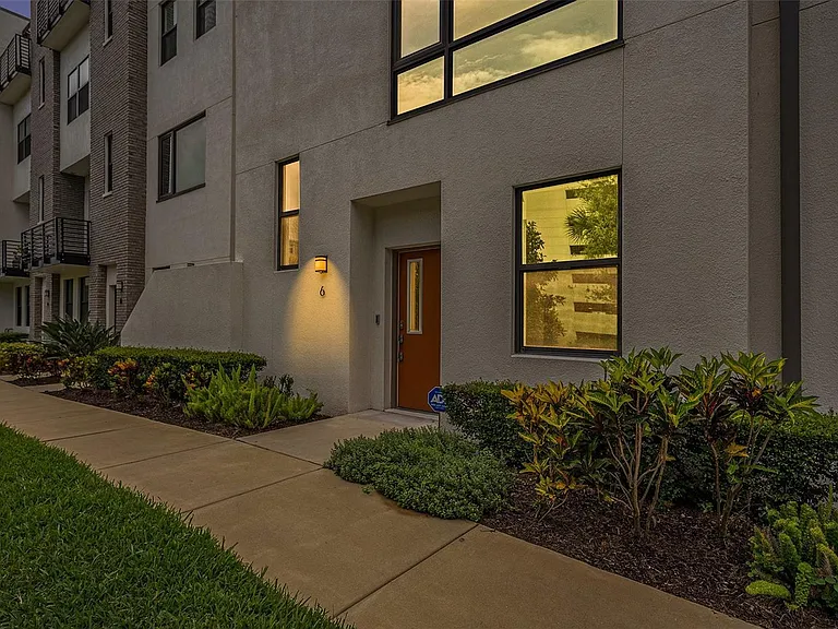 2511 N Grady Ave #6 — Photo 44