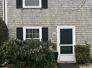 135 W Main St APT 26, Hyannis, MA 02601