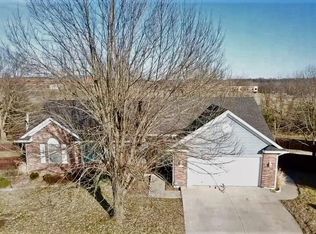 1915 E Riviera Dr, Columbia, MO 65202