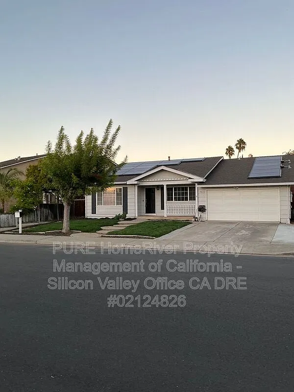 4 bed, 2.0 bath, 2084 sqft, $5,200 — Photo 1
