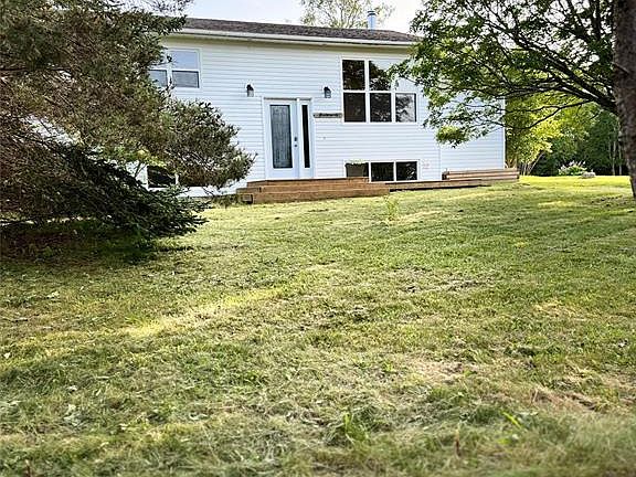 4th image of 44 Sandy Cove Road