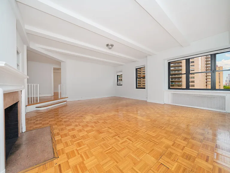 400 E 57th St #4K — Photo 3