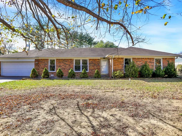 1426 Westwind Dr, Avon, IN 46123