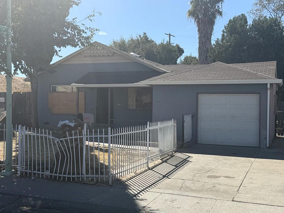 1st image of 300 Indiana Ave