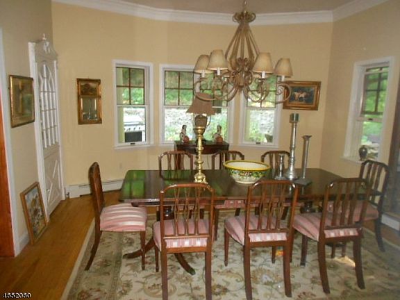 5th image of 160 Black Brook Rd