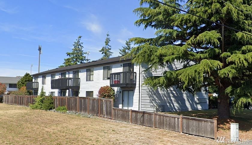 2nd image of 1298 SE 4th Ave