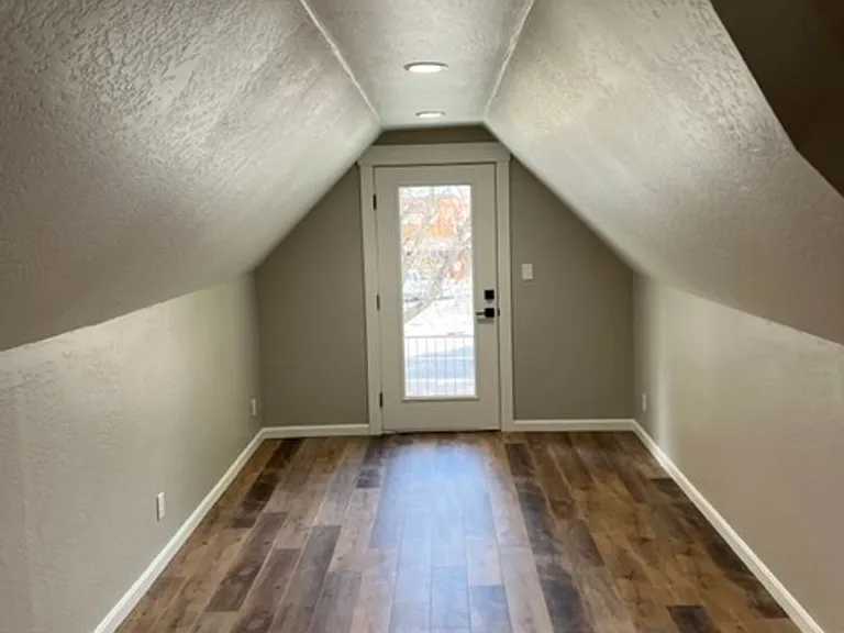 410 N 5th St #A — Photo 10