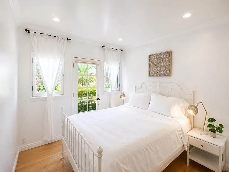 947 5th St #2B — Photo 13