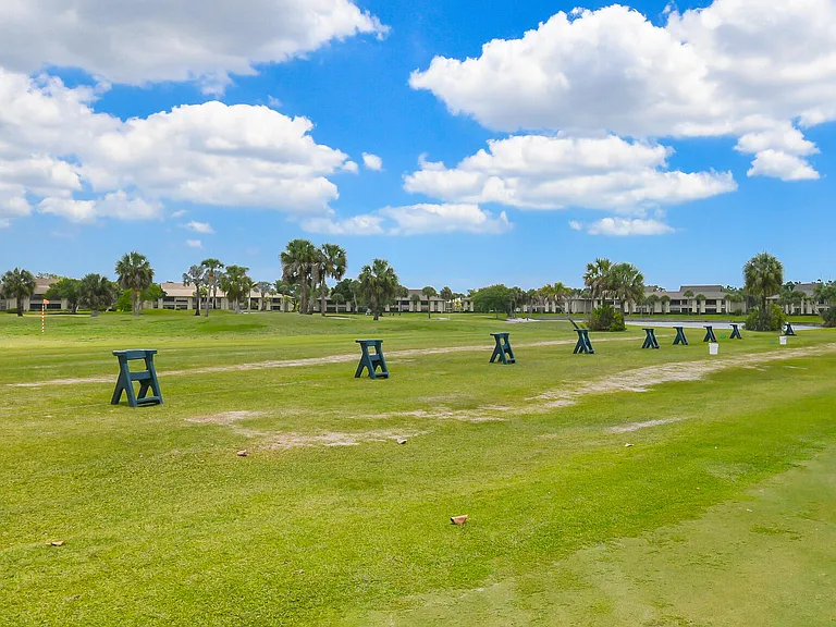 20 Plantation Dr #101 — Photo 27
