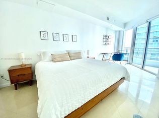 60 SW 13th St APT 4414, Miami, FL 33130