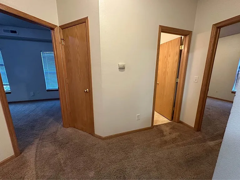 2888 Coral Ct — Photo 6