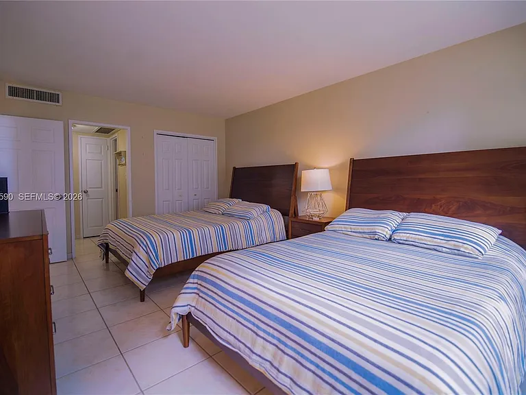 5151 Collins Ave #428 — Photo 16
