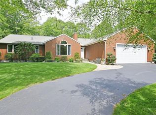 24 Jeannette Ct, Exeter, RI 02822