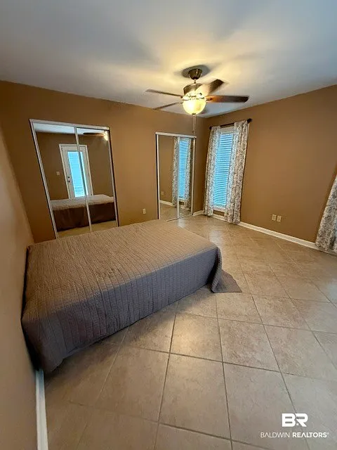 3 bed, 2.0 bath, 2016 sqft, $2,000 — Photo 3