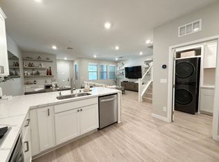 511 Fairview Hills St, Las Vegas, NV 89138