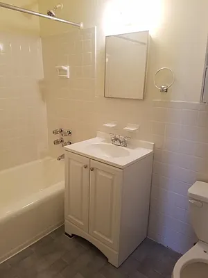 Rented by Allen Harris, LREB | media 18