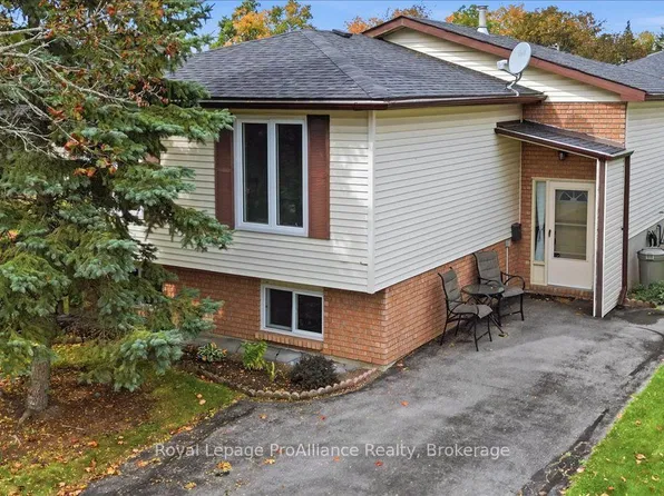 4 Bogart Cres, Belleville, ON K8P 5E8