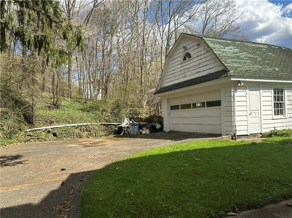 174 N Bennett St, Bradford, PA 16701