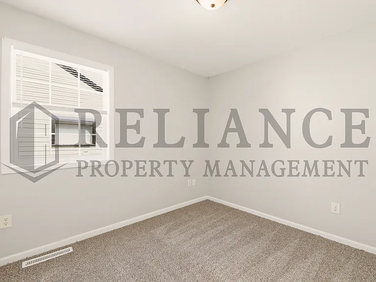 3123 W Douglas Ave — Photo 18