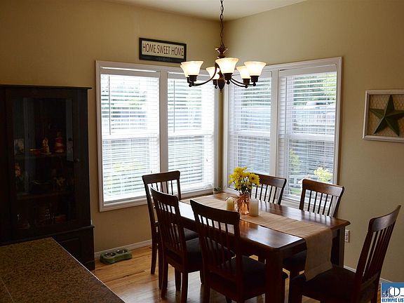 5th image of 2014 Village Cir
