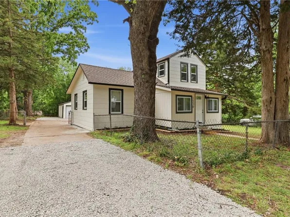 1530 S Harvard Ave, Independence, MO 64052