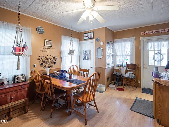 3rd image of 46 Congress Street