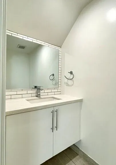 5222 Satsuma Ave — Photo 16