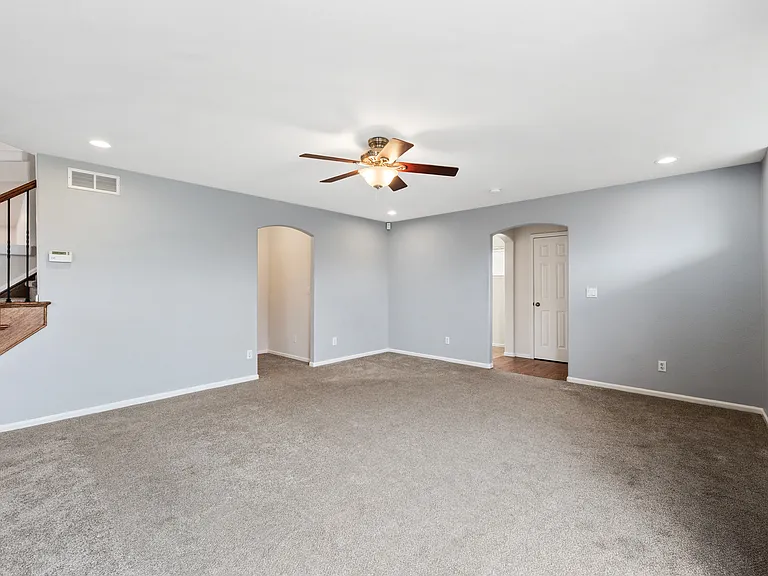 52801 Foxborough Ct — Photo 21