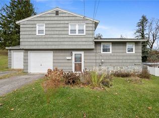 116 Joel Ln, Camillus, NY 13031
