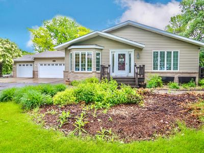 1977 Country Ln, Bath, SD, 57401