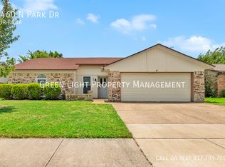 6460 N Park Dr, Watauga, TX 76148