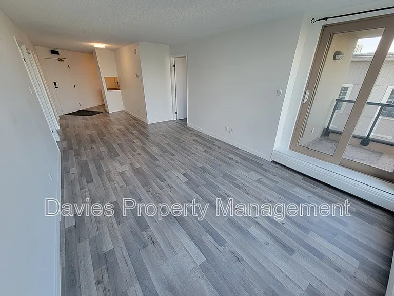 10149 Saskatchewan Dr NW #401 — Photo 12