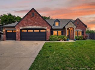 2316 Jefferson Rd, Bartlesville, OK 74006