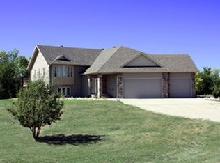 3108 5th St NW, West Fargo, ND 58078