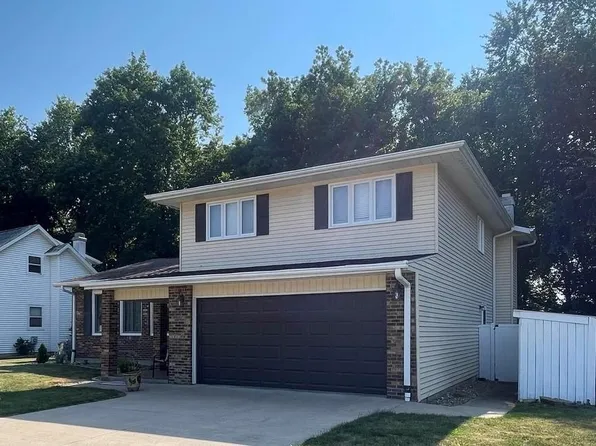 21 29th Pl, Fort Madison, IA 52627