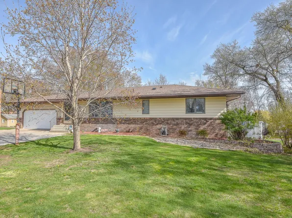 753 1/2 Street S, Sauk Rapids, MN 56379
