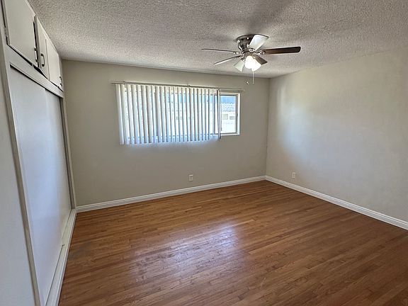 3rd image of 7333 Comstock Ave #102