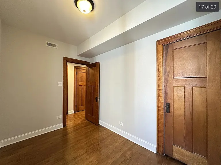 3045 N Milwaukee Ave #2R — Photo 6