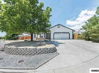 915 Red Falcon Way, Sparks, NV 89441