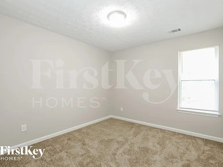 7008 Setters Way — Photo 15